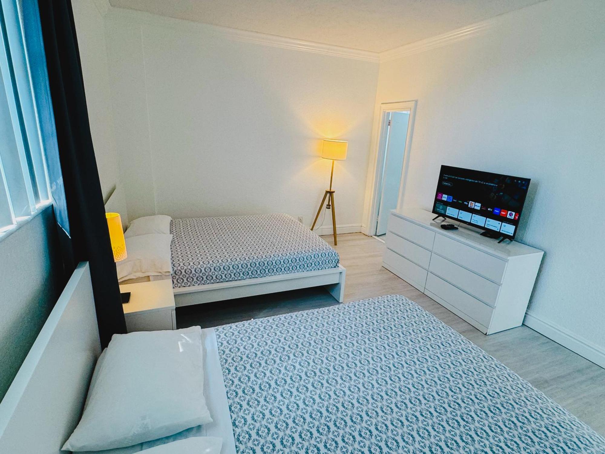 Miami Hollywood Great Two Bedroom Apartment With Channel View 006-22Bvic Bagian luar foto