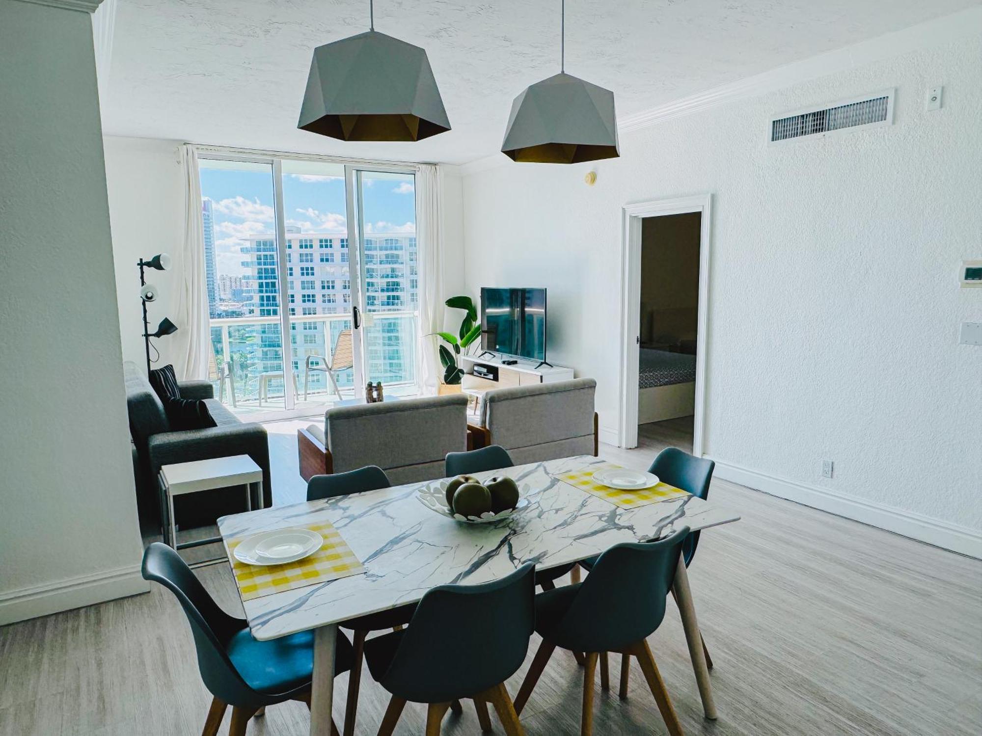 Miami Hollywood Great Two Bedroom Apartment With Channel View 006-22Bvic Bagian luar foto